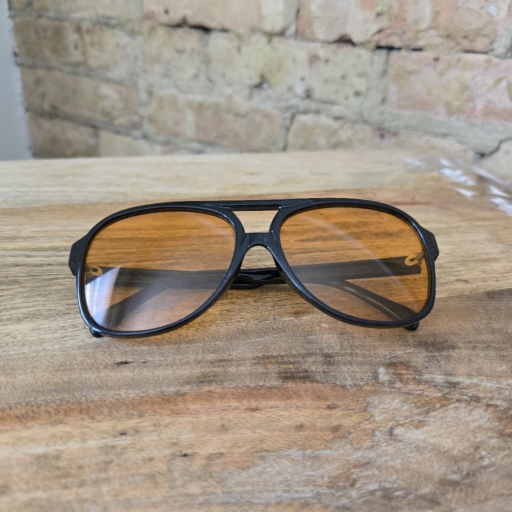 β΄οΈ Vintage Orange Trucker Sunglasses